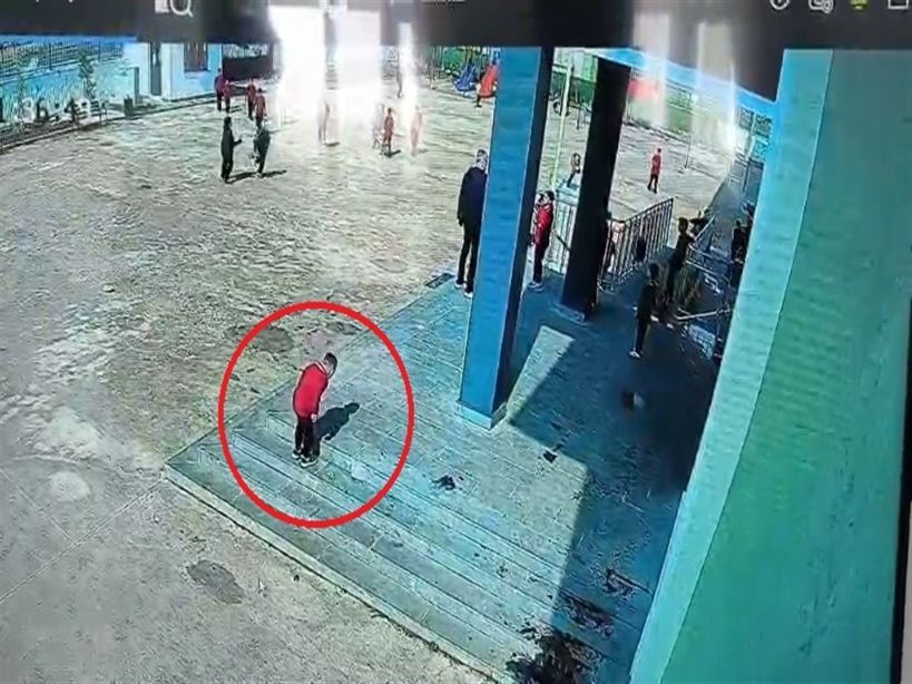 Okulda Facianın Eşiğinden Dönüldü Müdür Yardımcısı Öğrencinin Hayatını Kurtardı! (2)