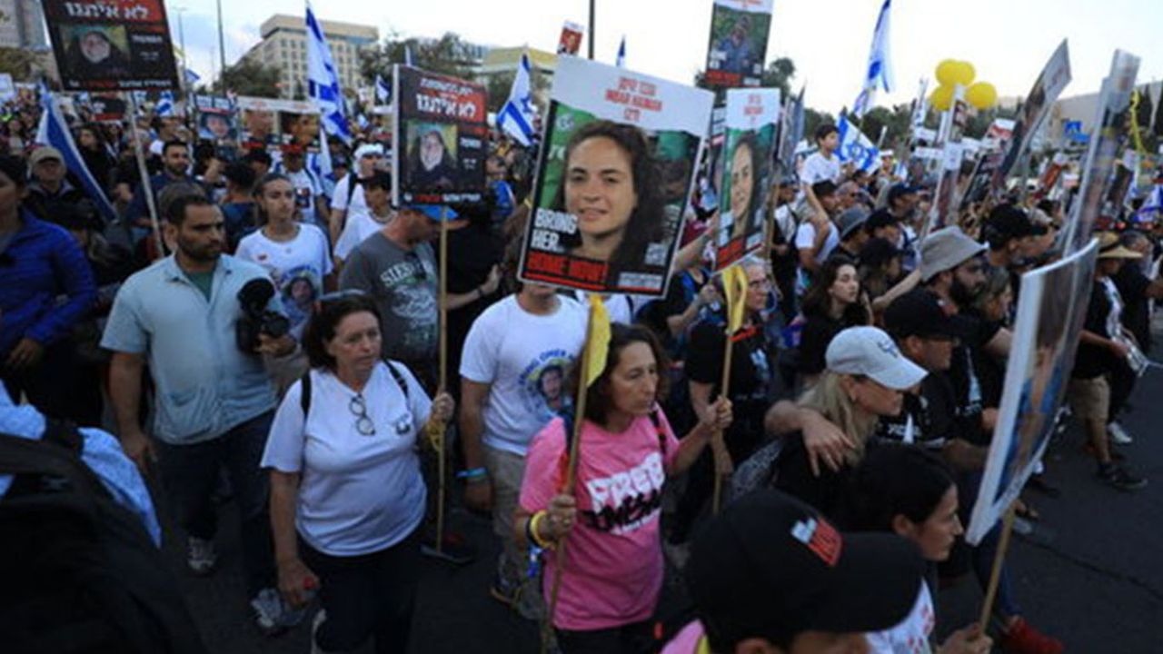 Yahudi Yerleşimcilerden İşgalci Netanyahu'ya Karşı Protesto