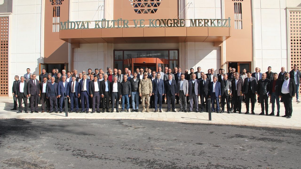 Mardin'de Muhtarlar Toplantısı