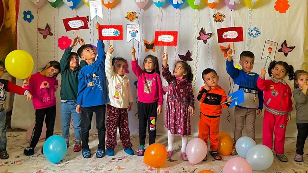 Diyarbakır'lı çocuklar "Çocuk Hakları"nı öğrendi