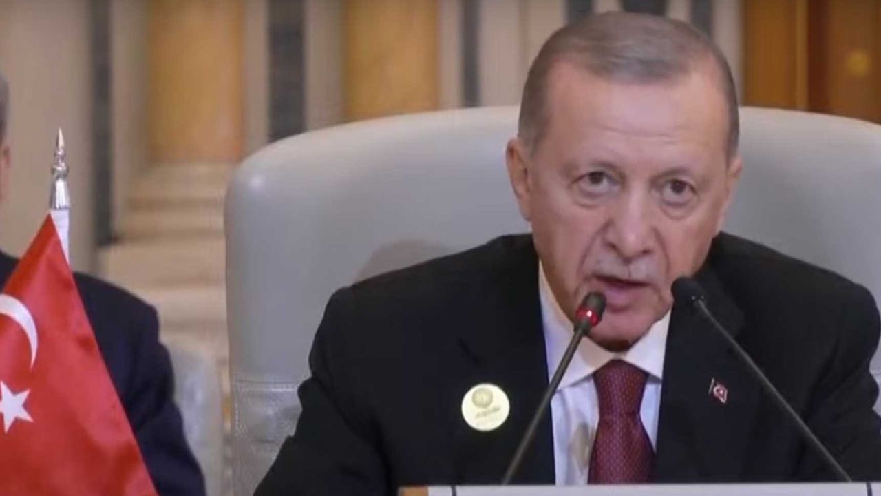 İslam Zirvesi'nde konuşan Cumhurbaşkanı Erdoğan'dan ateşkes çağrısı