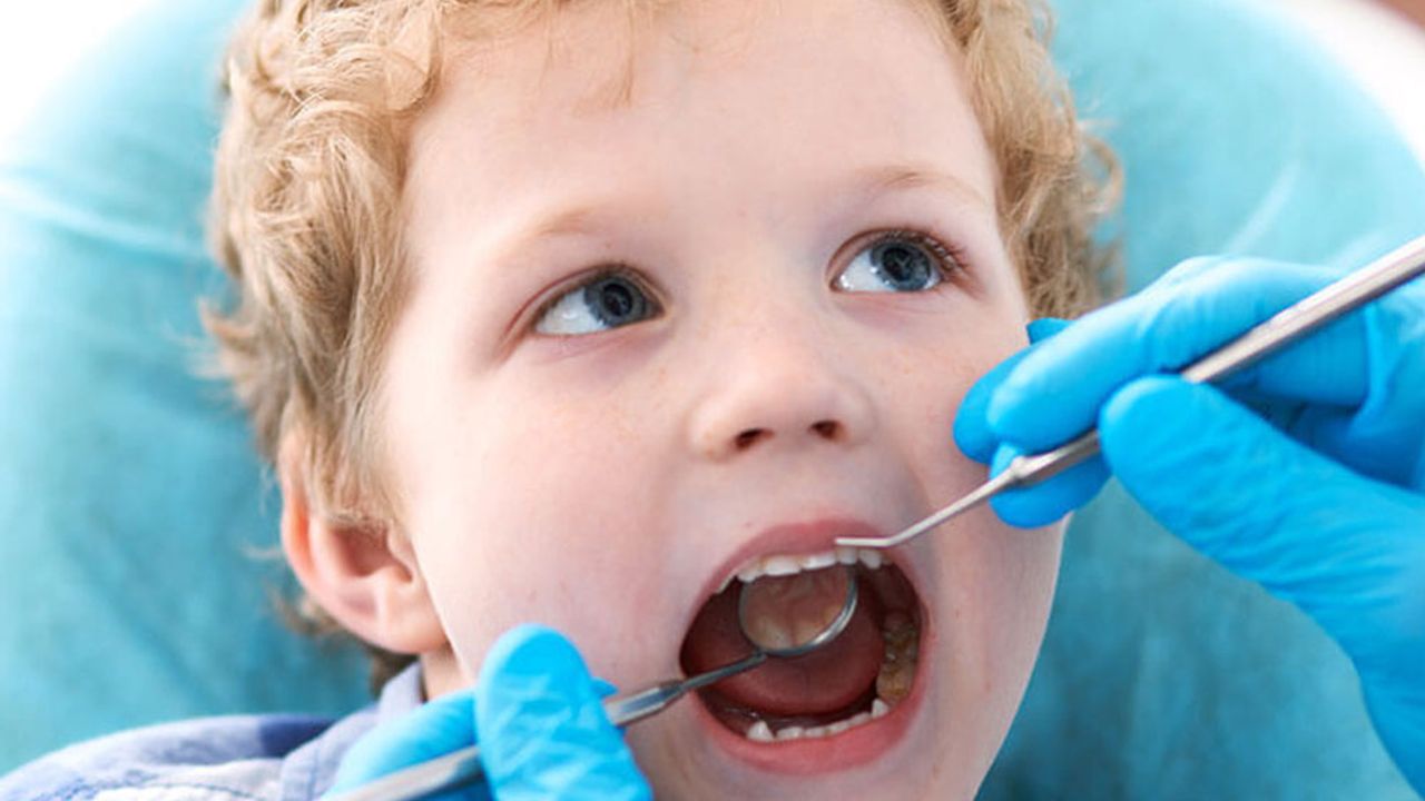 Çocukların Dişleri Neden Çürür ?