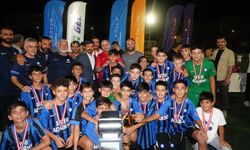 Diyarbakır'da Abdullah Tayyip Olçok Futbol Turnuvası Sona Erdi