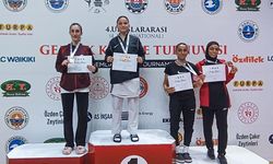 DBB Sporcusu Nazlı Bozkurt, Uluslararası Gemlik Karate Turnuvası'nda Bronz Madalya Elde Etti