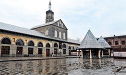 Ulu Cami’de Engelli Rampası Yokluğu Mağduriyet Yaratıyor