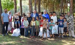 Diyarbakır’da 22 aile ve 60 çocuğa giysi yardımı