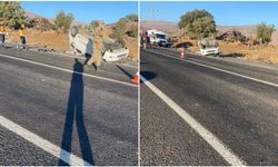 Askerden dönen oğullarını almaya giden ailenin aracı devrildi: 2 ölü, 3 yaralı