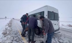 Kar Yağışı ve Tipi, Bölgedeki Hayatı Olumsuz Etkiliyor