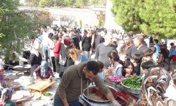 Adıyaman'da öğrenciler, Gazze'ye destek için kermes düzenledi