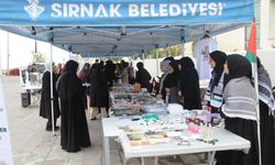 Şırnak Üniversitesi öğrencileri Filistinli kardeşleri için kermes düzenledi