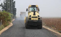 Şanlıurfa'da  kırsal mahallelere sathi kaplama asfalt yapılıyor