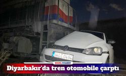 Diyarbakır'da tren, hemzenin geçitte otomobile çarptı: 2’si ağır 5 yaralı