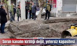 Bismil’de sağanak yağışlarda taşan kanal temizleniyor