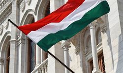 Macaristan Cumhurbaşkanı "hata yaptığını kabul ederek" istifa etti!