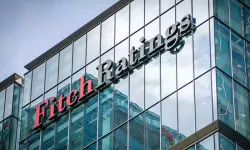 Fitch, Türkiye'nin Kredi Notunu Yükseltti