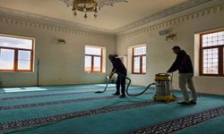 Ramazan öncesi Camilere temizlik gerçekleştiriliyor