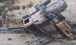 Askeri araç devrildi: 2 asker hayatını kaybetti