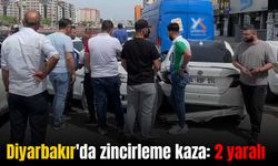 Diyarbakır'da zincirleme kaza: 2 yaralı