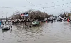 Rusya’da barajın patlamasıyla 10 bin ev sular altında kaldı