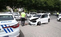Şanlıurfa'da gelin arabası kaza yaptı! 7 yaralı