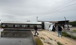 Tanker devrildi! Yol trafiğe kapandı