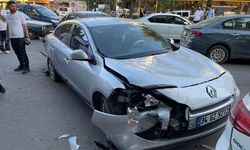 Diyarbakır'da 4 araç kazaya karıştı!
