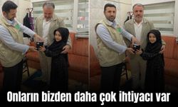 Minik Sümeyra, kumbarasını Gazzeli kardeşleri için bağışladı