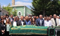 Belediye Eşbaşkanları, İpek Bakırhan’nın cenaze törenine katıldı