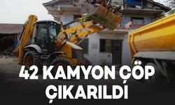 Bir Evden 42 Kamyon Çöp Çıkarıldı