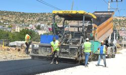 Diyarbakır'ın o ilçesinde yollar asfaltlandı