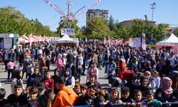 Batman Üniversitesi, Hasankeyf Bağ Bozumu ve Gastronomi Festivali'nde yer aldı