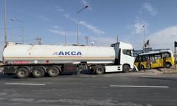 Mardin'de tanker ile şehiriçi minibüsü çarpıştı