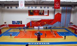 Diyarbakır'da Genç Kadınlar Voleybol Takımı Finalde