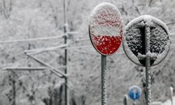 Dondurucu hava etkili oluyor! Erzurum eksi 18 dereceyi gördü!