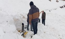 Şırnak'ta Çığ Düşmesi Sonucu Kepçe Operatörü Yaralandı