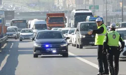 İçişleri Bakanı Yerlikaya: Yetkisiz Çakar Kullanımı 22 Günde Yüzde 67 Azaldı