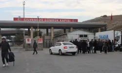 Esad Rejimi Yıkıldı! Suriyeliler Memleketlerine Dönmeye Başladı