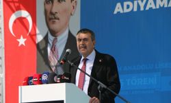 Bakan Tekin , Aslan Selim Anadolu Lisesi'nin açılışına katıldı.