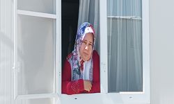 Depremde Eşi Ve 3 Çocuğunu Kaybeden Anne: Kızım İçin Yürümek İstiyorum