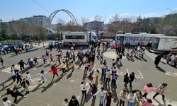 Diyarbakır’da kan bağışına velisini getiren öğrencilere "Kahramanlık Madalyası"