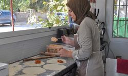 Depremden Sonra Yeni Bir Başlangıç: Öğretmen Börekçi Oldu