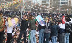 Newroz'da Yasaklı Flama Taşıyan Ve Kıyafet Giyen 80 Kişi Gözaltına Alındı