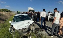 İki Otomobil Çarpıştı: 2 Ağır 3 Hafif Yaralı