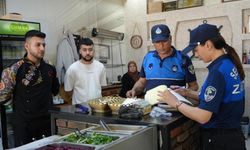Zabıta Ekiplerinden Tavuk Denetimi