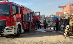 Plastik Su Tesisatı Deposunda Yangın