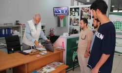 Üniversitelilerden Gazze’ye Destek: Kermes Geliri Umut Kervanı’na Teslim Edildi