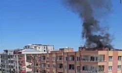 Yüksek Binada Yangın! İtfaiye Ekipleri Alevleri Söndürdü