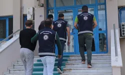 Yurt Genelinde Göçmen Kaçakçılığına Operasyon: 15 Şüpheli ile 446 Düzensiz Göçmen Yakalandı