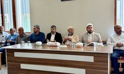HÜDA PAR Milletvekili Dinç, Diyarbakır’daki yangında vefat eden ailenin taziyesine katıldı