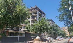 Diyarbakır’da İnşaat Kazası: 5. Kattan Düşen 2 İşçi Ağır Yaralandı